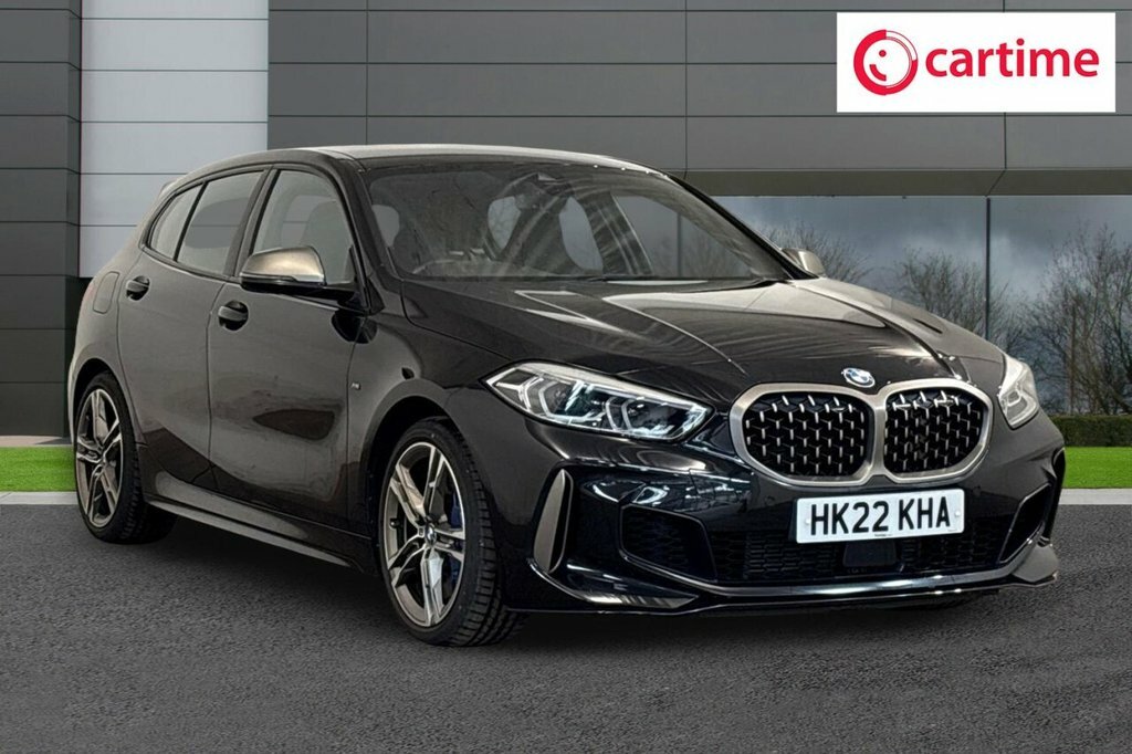 BMW 1 Series Hatchback HK22KHA Black
