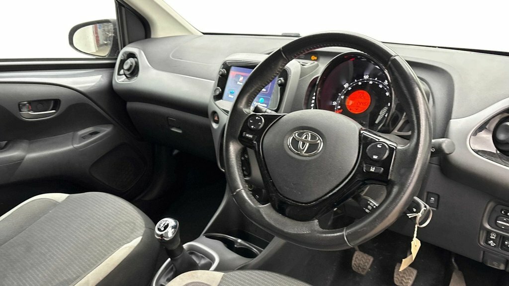 Toyota Aygo 1L X-play Grey #4
