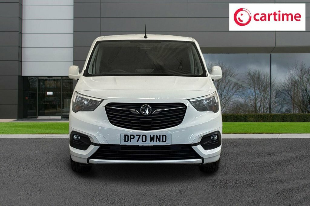 Vauxhall Combo 1.5L Sportive DP70WND White #4