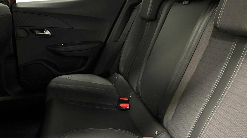 Peugeot e-2008 Suv Orange #6