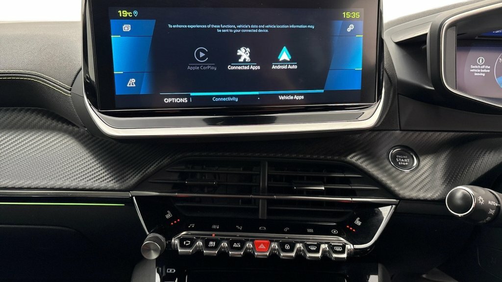 Peugeot e-2008 50Kwh Gt 7Kw Charger #7