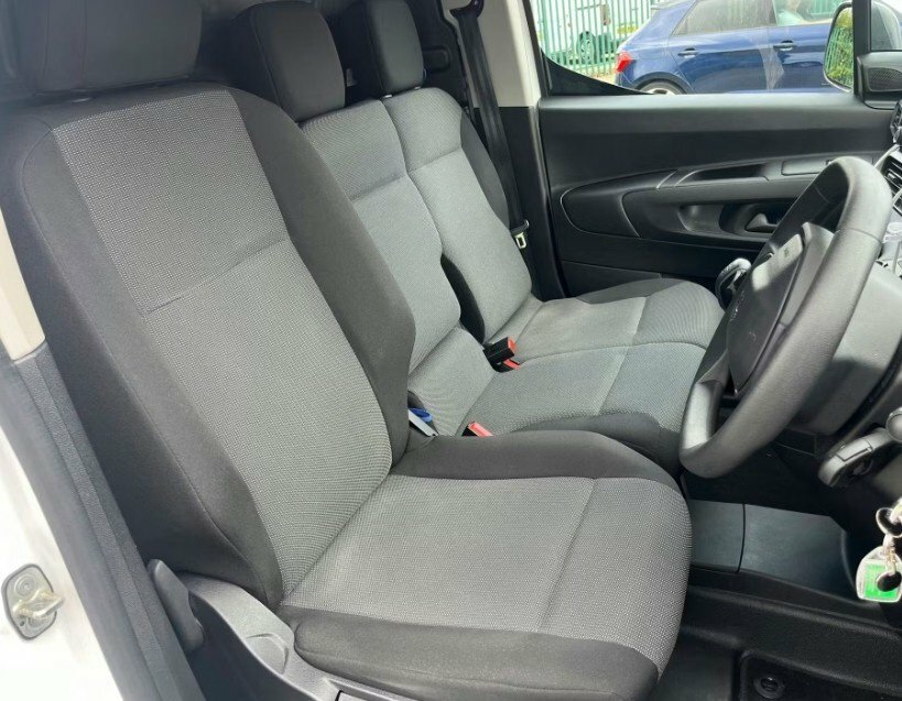 Peugeot Partner 1.5L Professional White #6