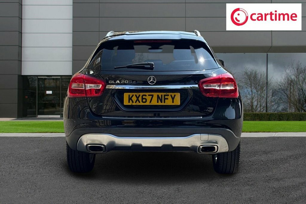 Mercedes-Benz GLA Class 2L Sport Black #5