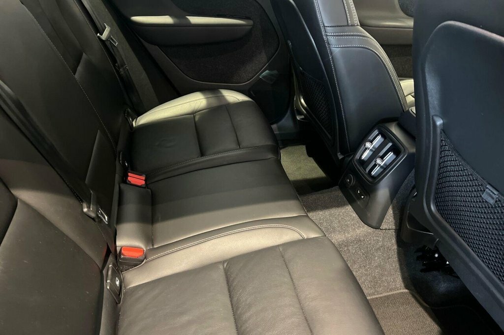 Volvo XC40 1.5L Inscription YP71VLA Blue #6