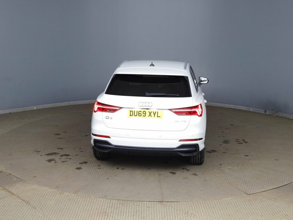 Audi Q3 1.5L S Line DU69XYL White #6