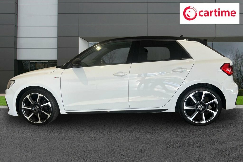 Audi A1 1L Black Edition PL72DDK White #3