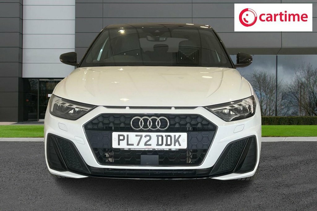 Audi A1 1L Black Edition PL72DDK White #4