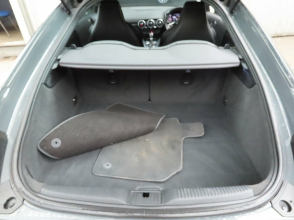 Audi TT 2L S Line Grey #6
