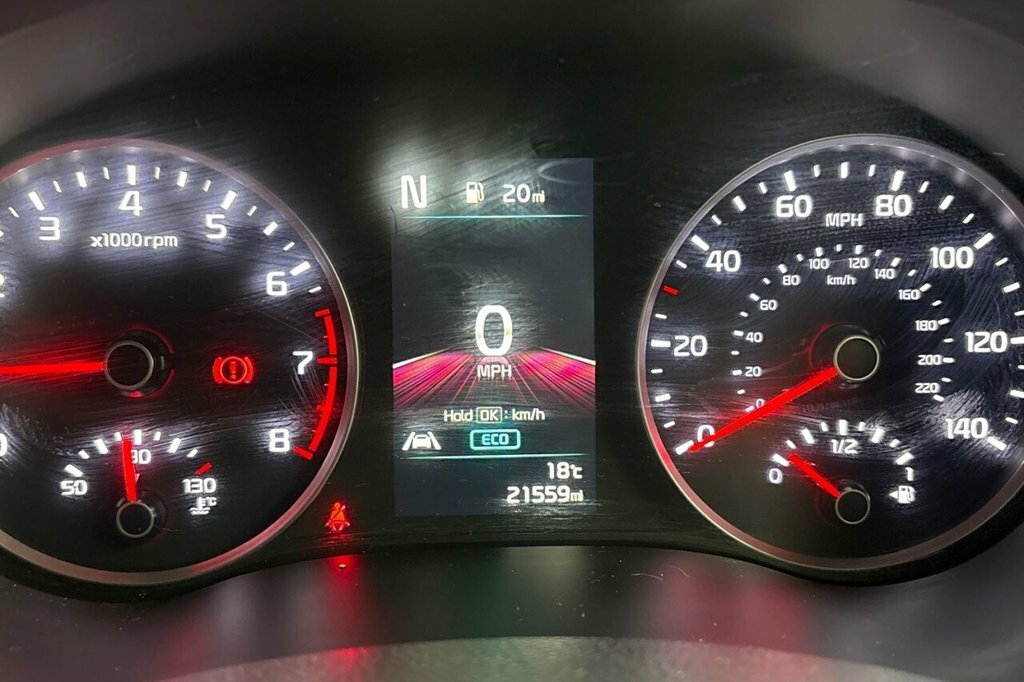Kia Stonic 1.0 T-gdi Mhev Gt-line S Suv Hybrid Dct White #11