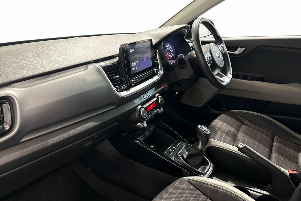 Kia Stonic 1.0 T-gdi Mhev Gt-line S Suv Hybrid Dct White #9