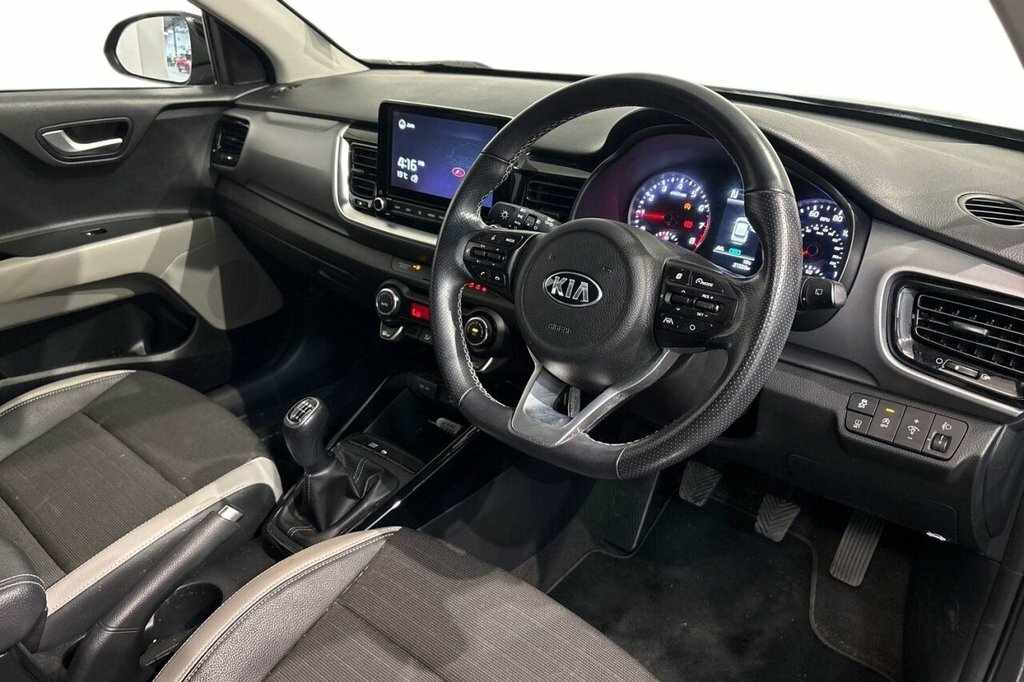 Kia Stonic 1.0 T-gdi Mhev Gt-line S Suv Hybrid Dct White #7
