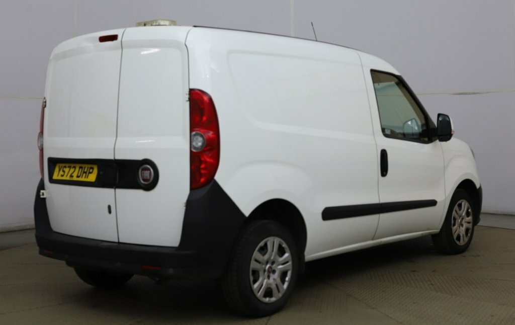 Fiat Doblo 1.6L Tecnico White #4