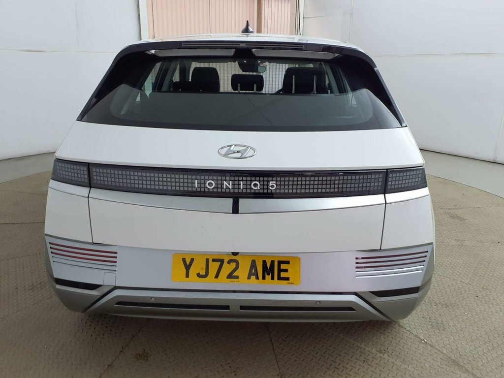 Hyundai Ioniq 5 Hatchback White #6