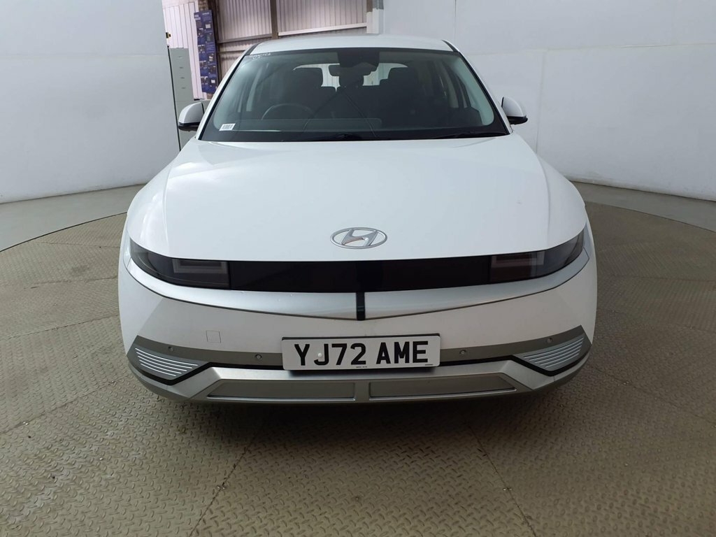 Hyundai Ioniq 5 Hatchback White #3