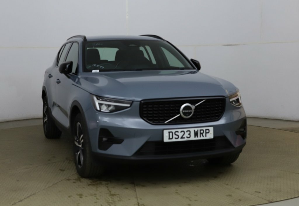 Volvo XC40 2L Plus Dark Grey