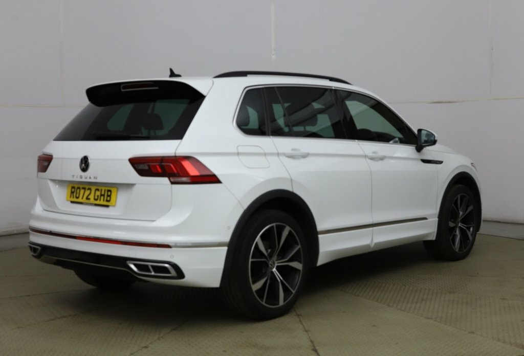 Volkswagen Tiguan 1.5L R-line White #3