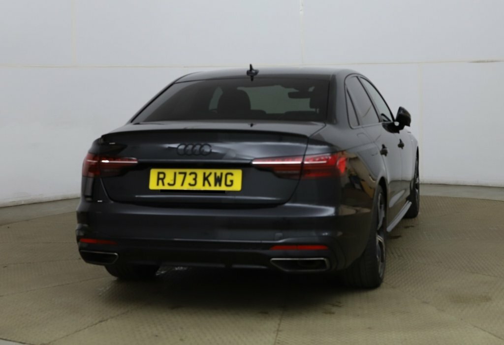 Audi A4 2L Black Edition Black #6