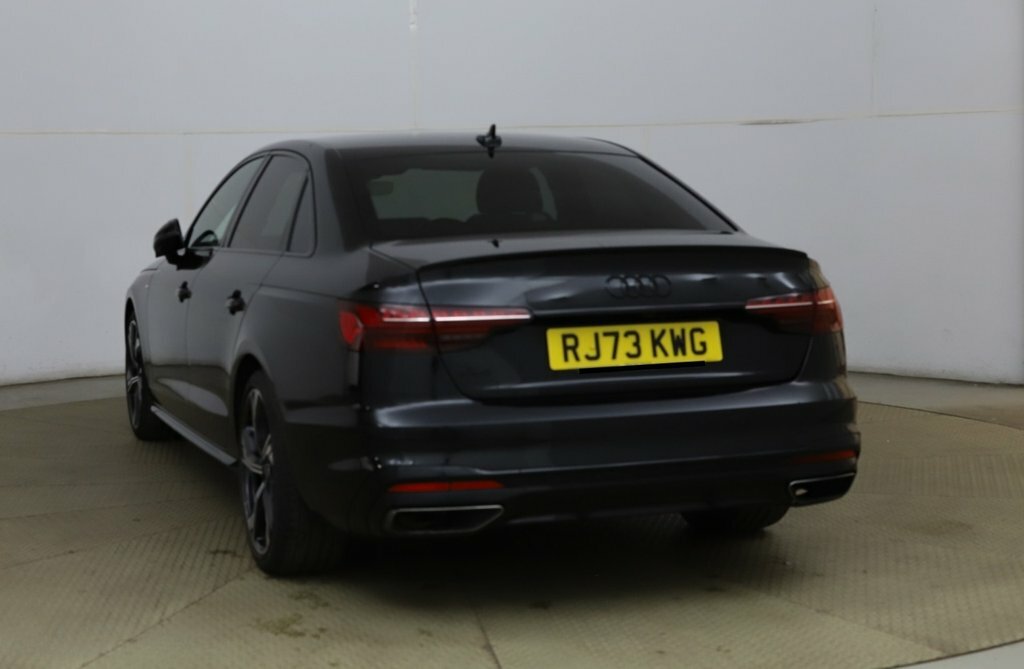 Audi A4 2L Black Edition Black #5