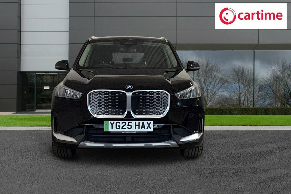 BMW iX1 Suv YG25HAX Black #4