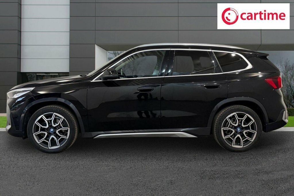BMW iX1 Suv YG25HAX Black #3
