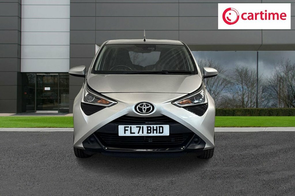 Toyota Aygo 1L X-play FL71BHD Silver #4