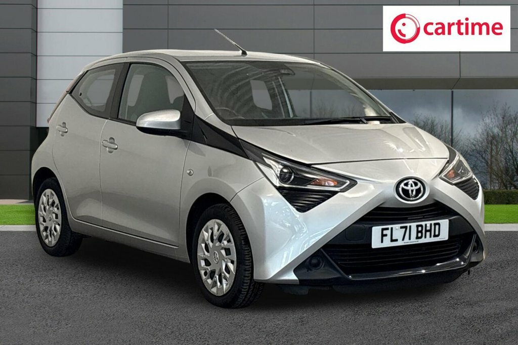 Toyota Aygo 1L X-play Silver