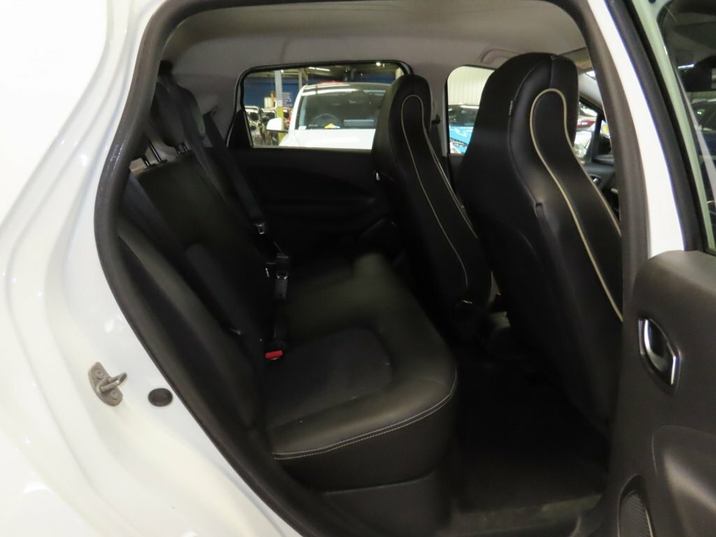 Renault Zoe Techno Red #10