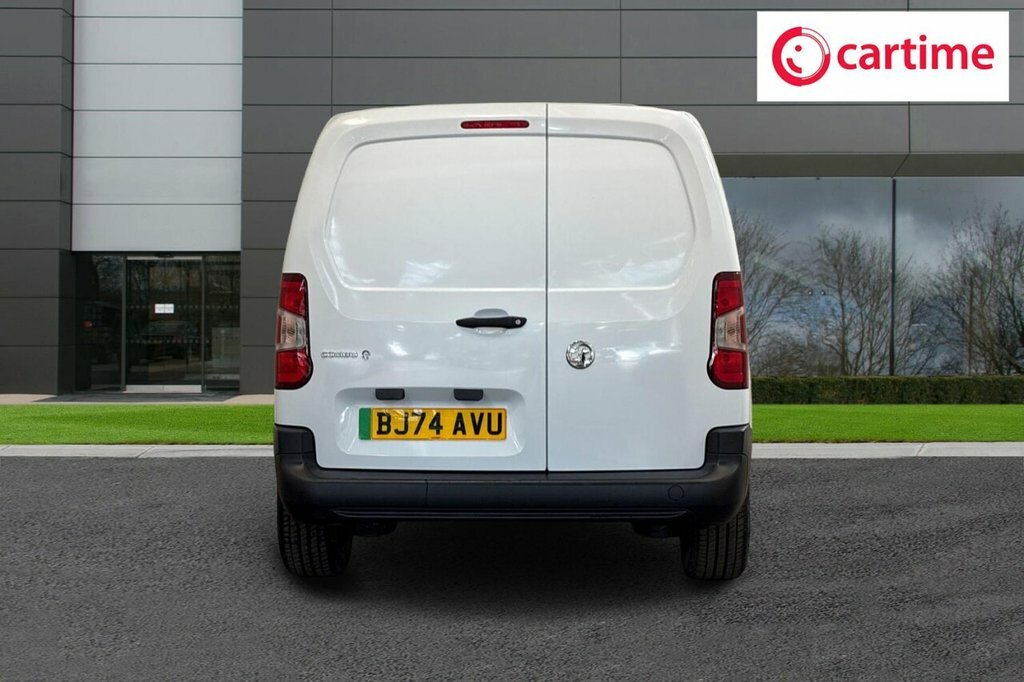 Vauxhall Combo-e Life Mpv White #5