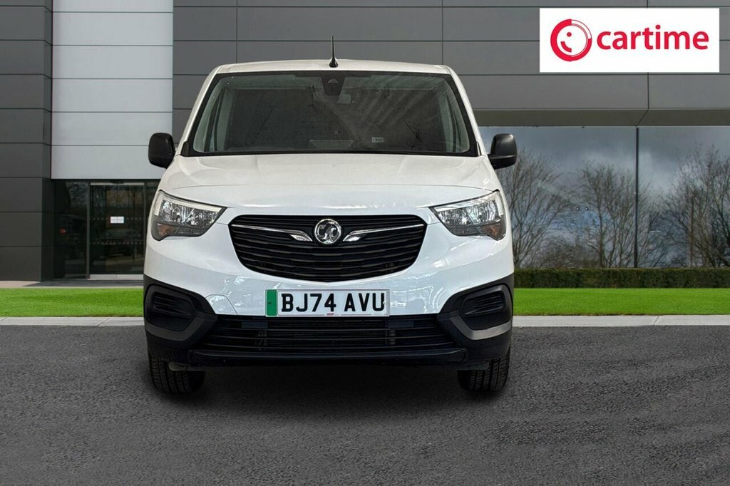 Vauxhall Combo-e Life Mpv White #4