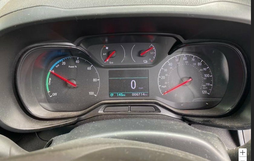 Vauxhall Combo-e Life Ultimate Black #9