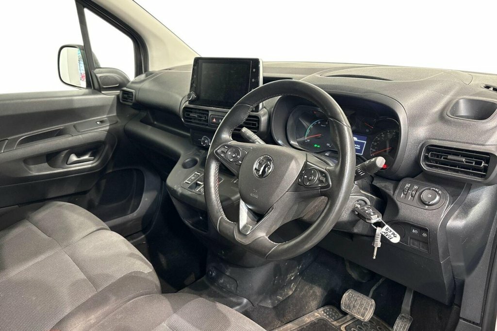 Vauxhall Combo-e Life Mpv Grey #7