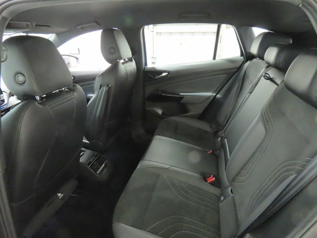 Volkswagen ID.4 Id4 Max White #9