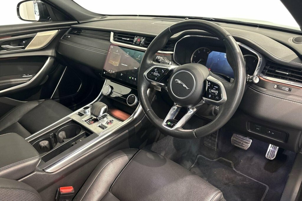 Jaguar XF R-dynamic S White #7