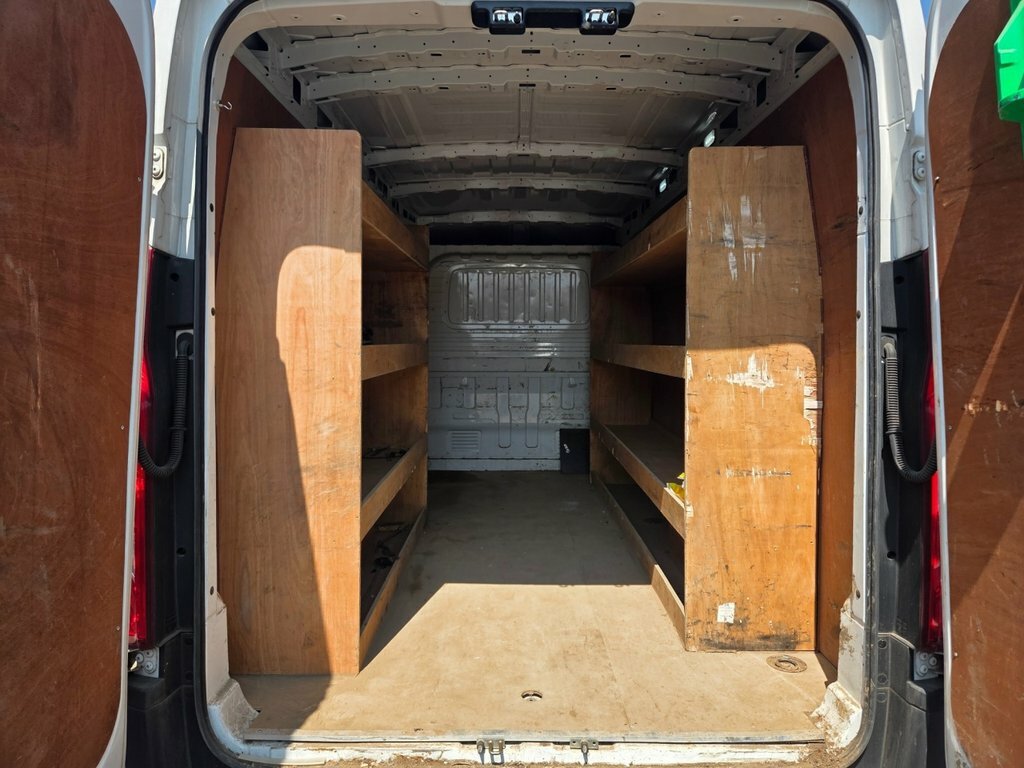Maxus Deliver 9 Mpv White #6