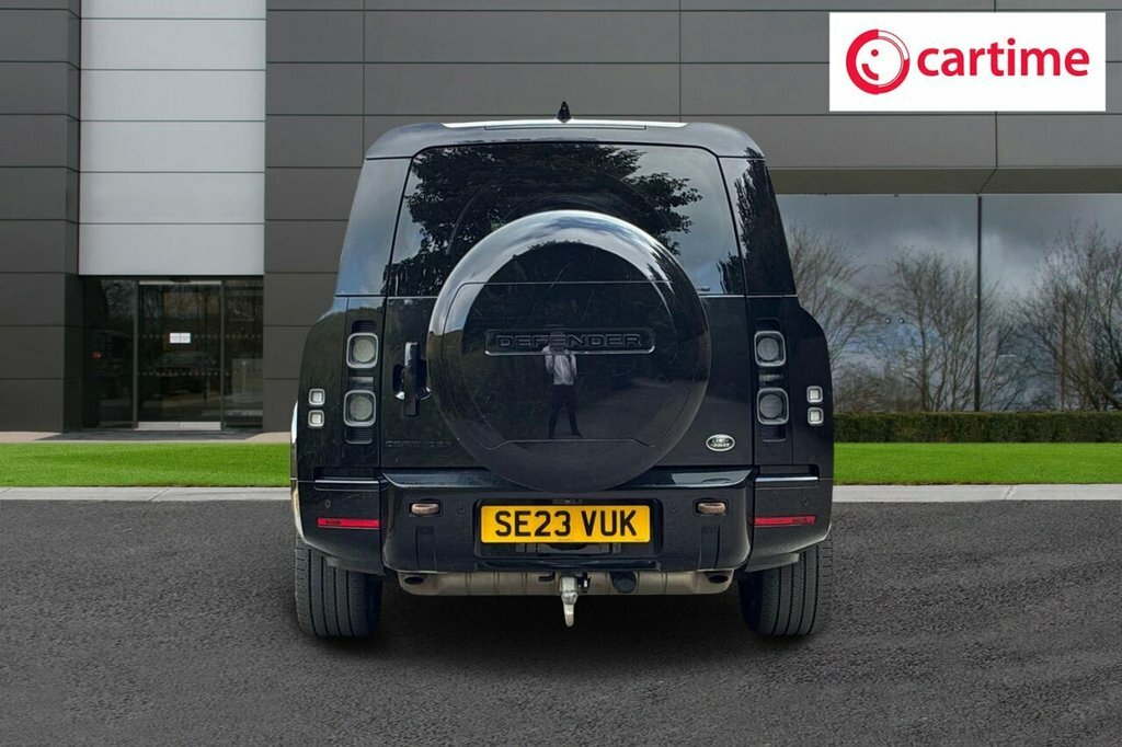 Land Rover Defender 130 3L X Black #5