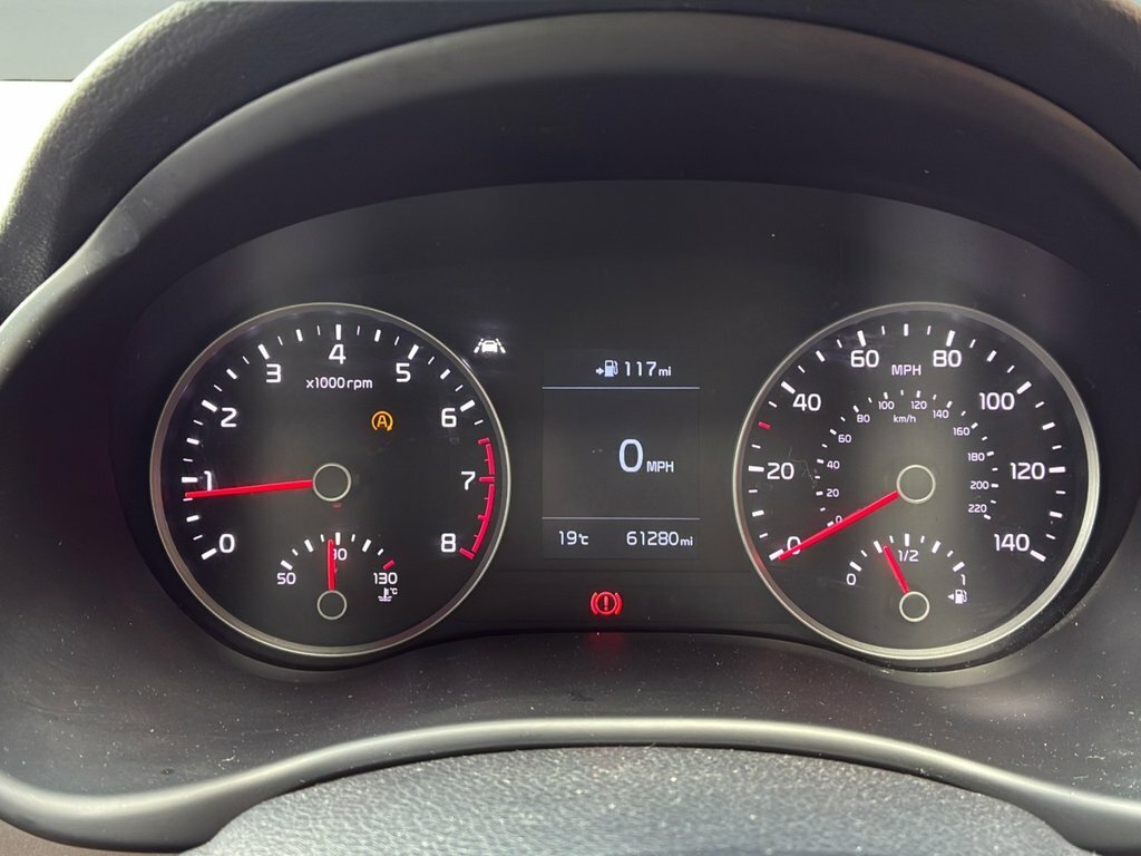 Kia Stonic Crdi 3 Isg White #9