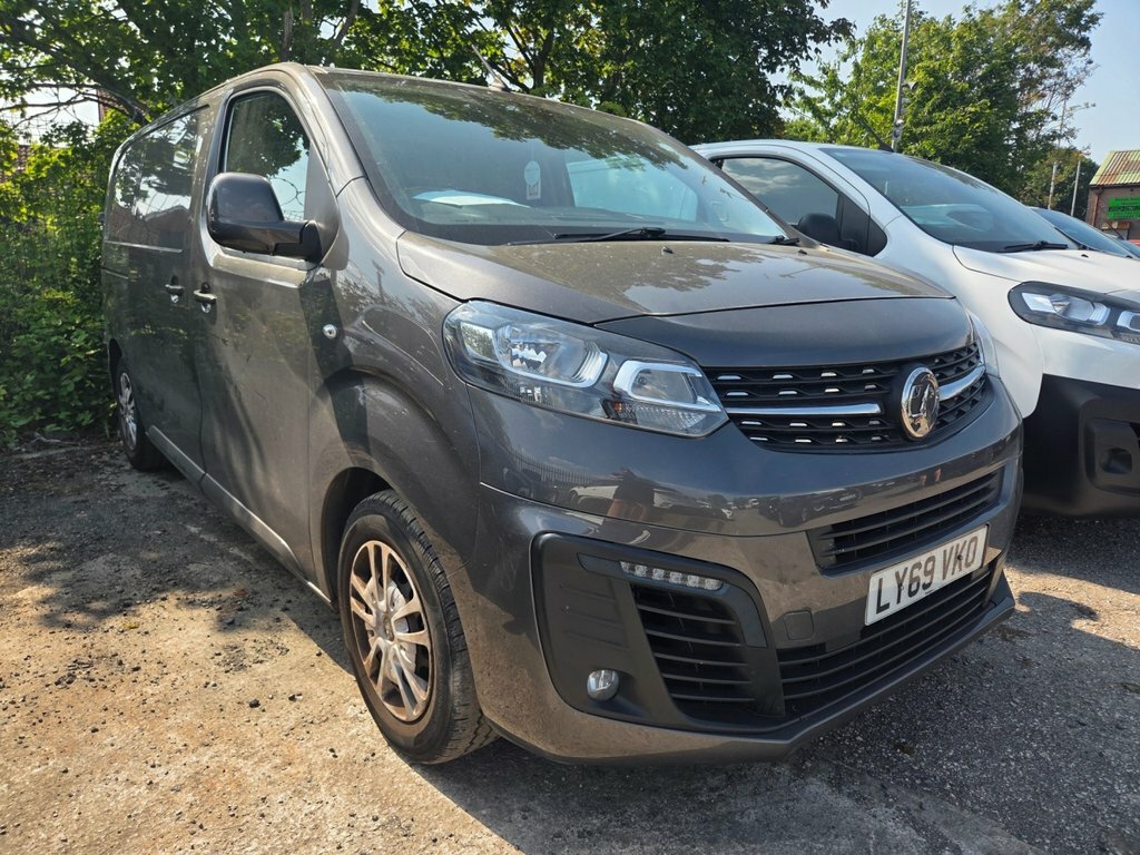 Vauxhall Vivaro 1.5L Sportive Grey