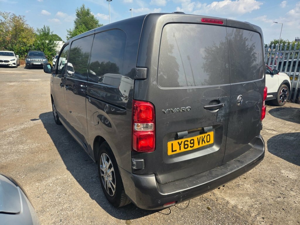 Vauxhall Vivaro 1.5L Sportive Grey #5