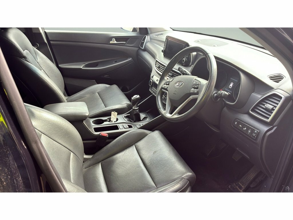 Hyundai Tucson 1.6L Premium Black #5