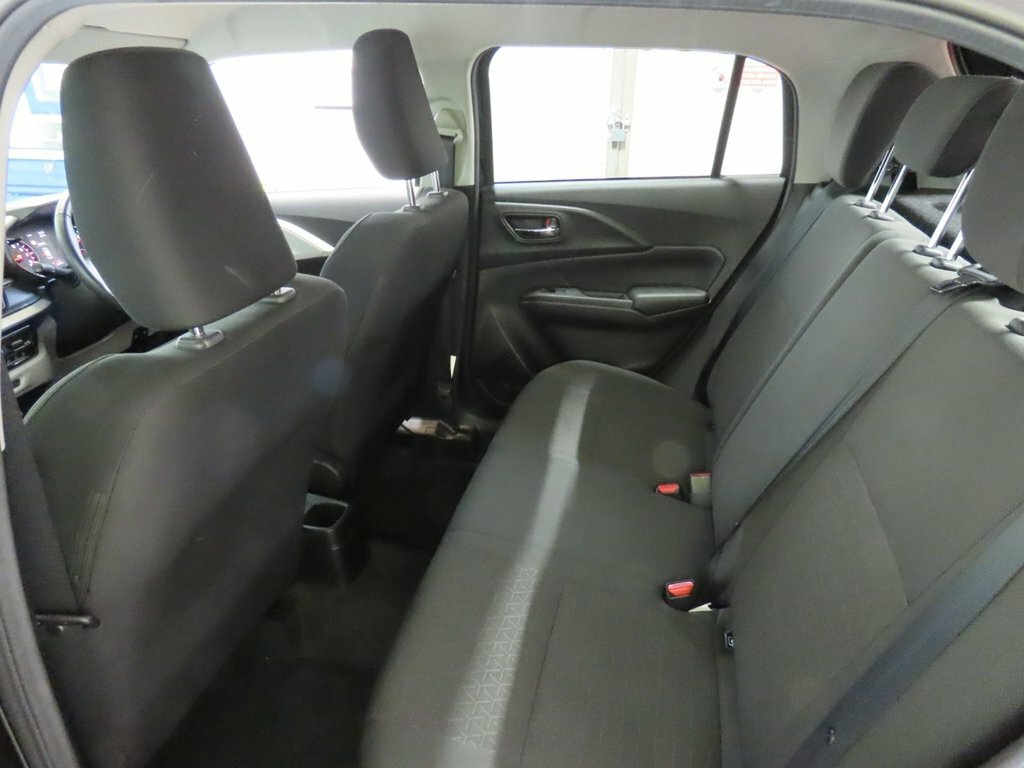 Suzuki Swift 1.2 Mhev Motion  #8
