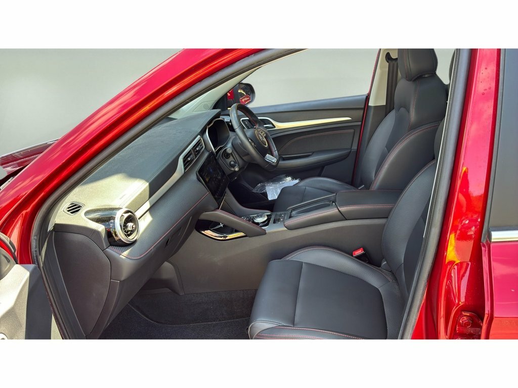 MG ZS Suv Red #6