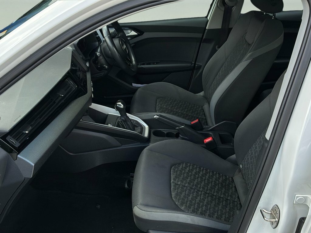 Audi A1 1L Sport White #6