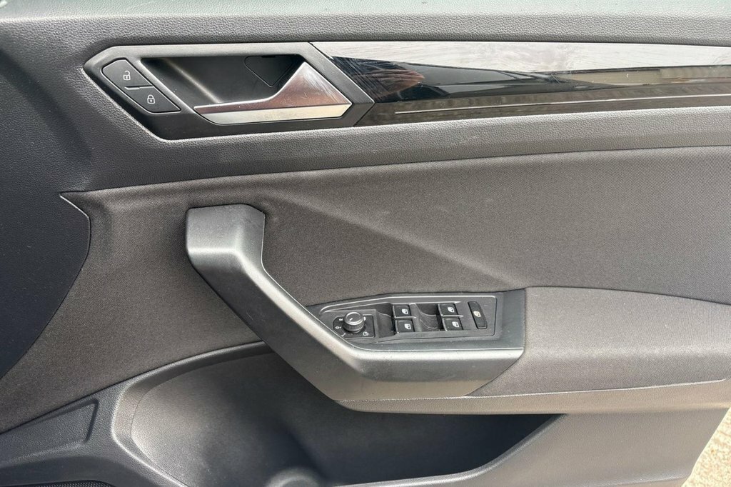 Volkswagen T-Roc Active Grey #24