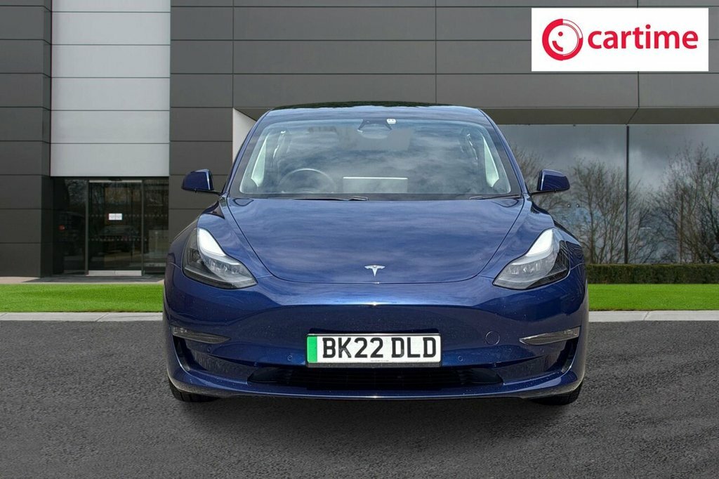 Tesla Model 3 Saloon Blue #4