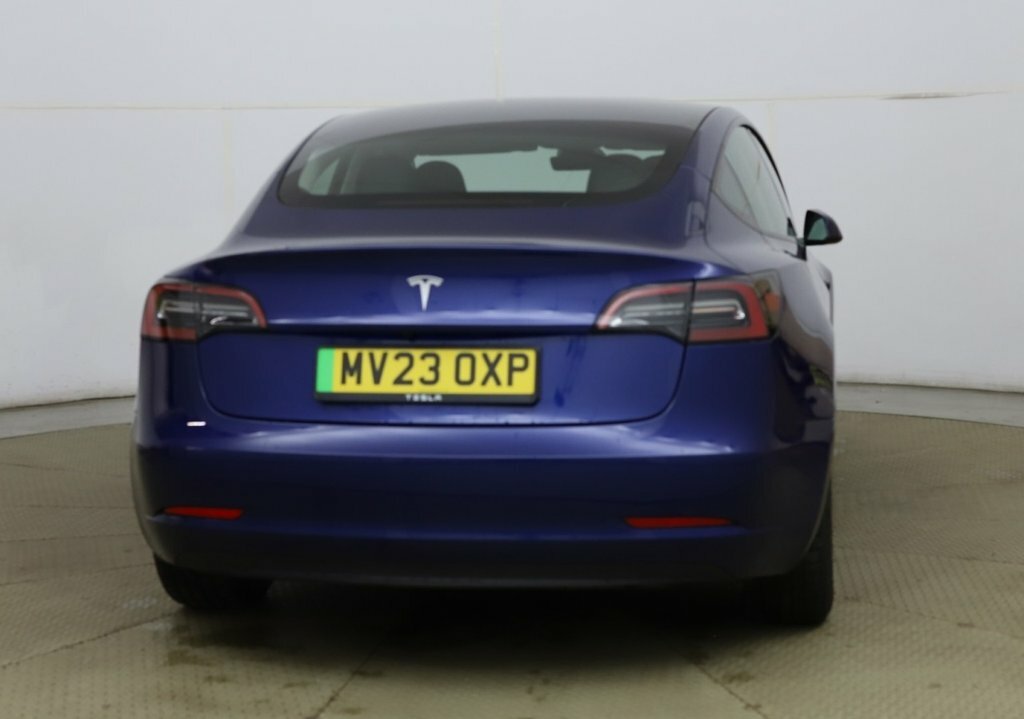 Tesla Model 3 Saloon Blue #6