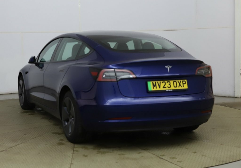 Tesla Model 3 Saloon Blue #5