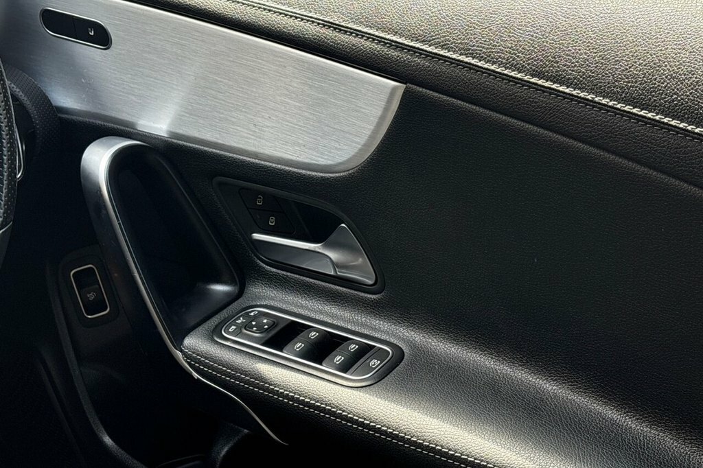 Mercedes-Benz CLA Class Estate Silver #15