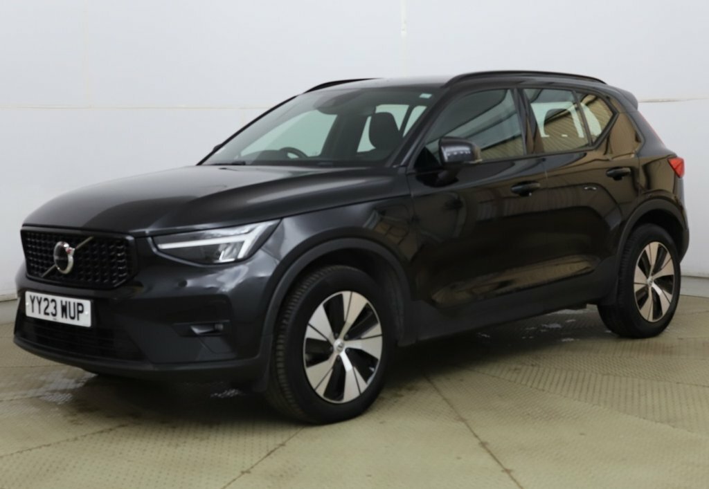 Volvo XC40 1.5L Plus Black #2