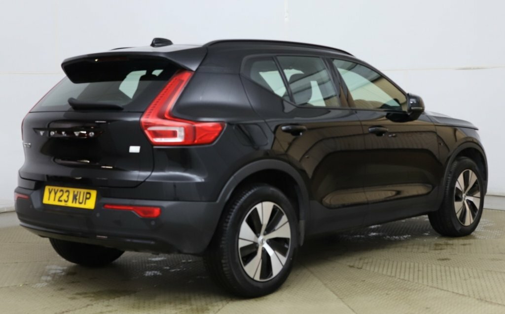 Volvo XC40 1.5L Plus Black #4