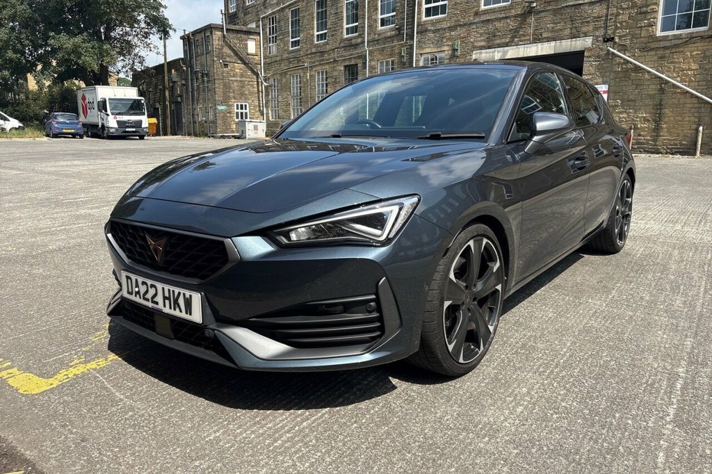 Cupra Leon Vz1 2.0 Tsi 245 7-Speed Grey #32